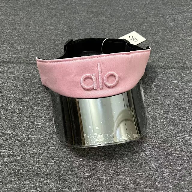Alo Yoga Cap: seller detail photo 9