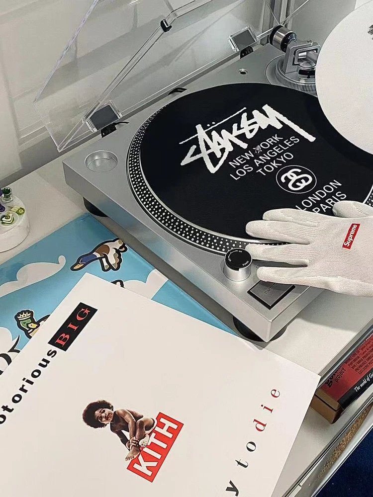 Supreme Grip Gloves · 2