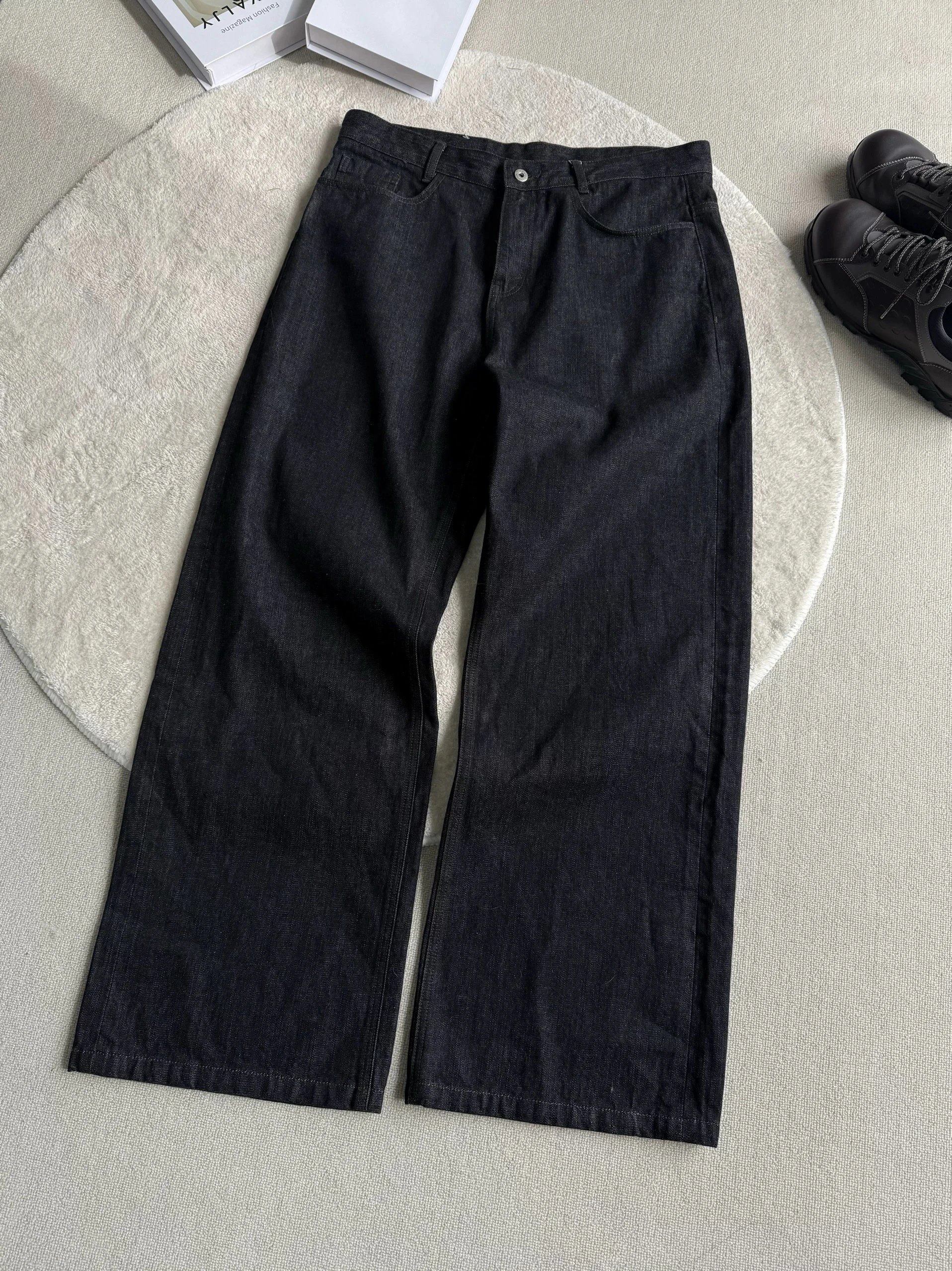 Oneer 14.5oz Black Red-Edged Selvedge · 4