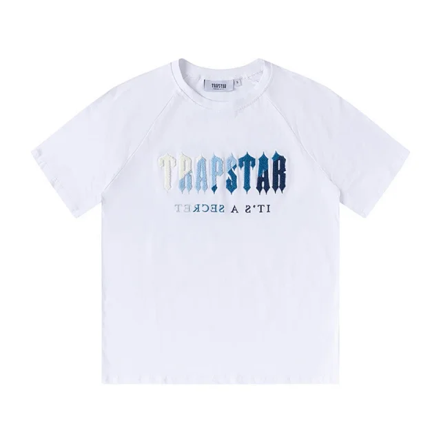 Trapstar T-Shirts Short-Sleeve Embroidered Logo T-Shirt product detail image 15