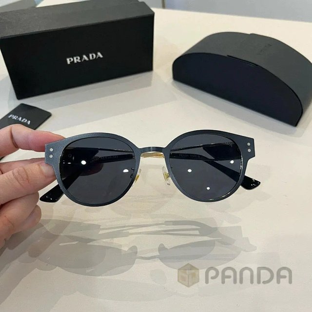 Prada Sunglasses: seller detail photo 13