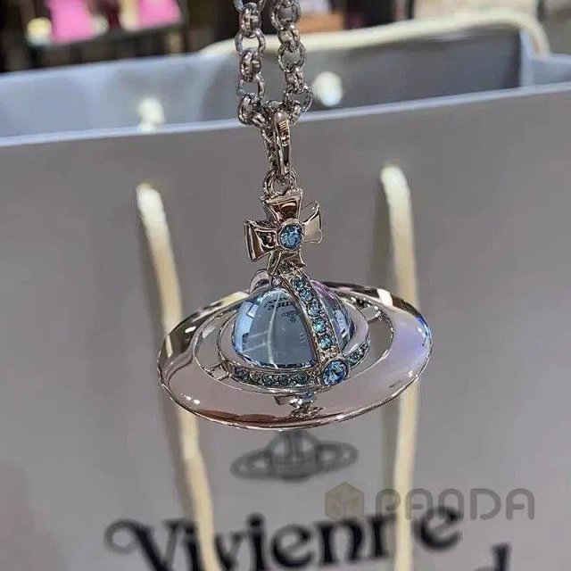 Vivienne Westwood Necklace: seller detail photo 6