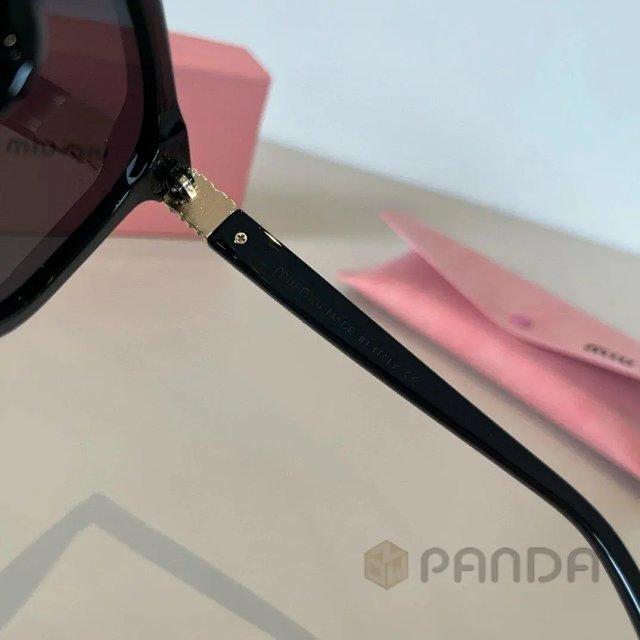 Miu Glasses: seller detail photo 13