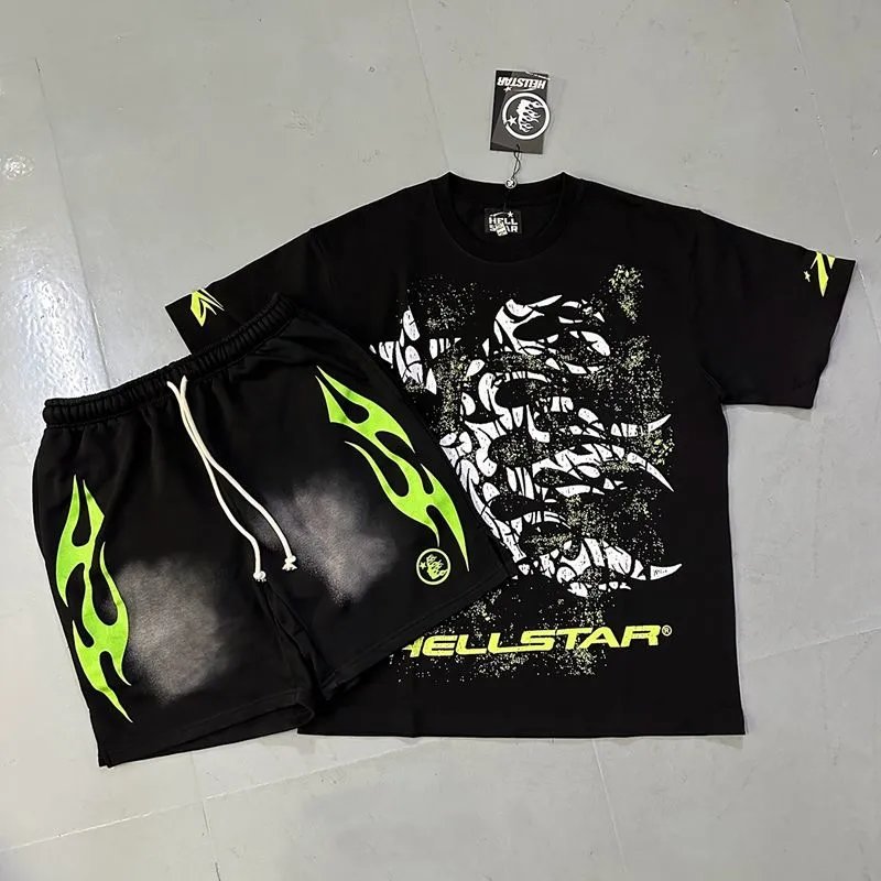Hellstar T-Shirts Oversized graphic short-sleeve T-shirt — 16