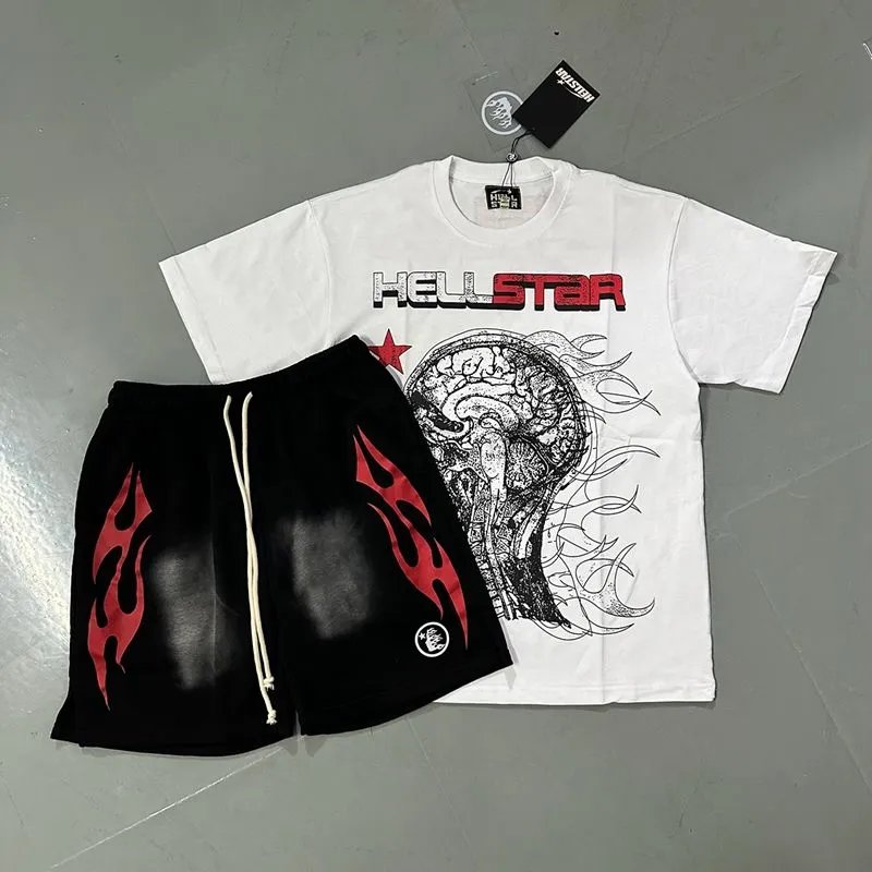 Hellstar T-Shirts Oversized graphic short-sleeve T-shirt — 25