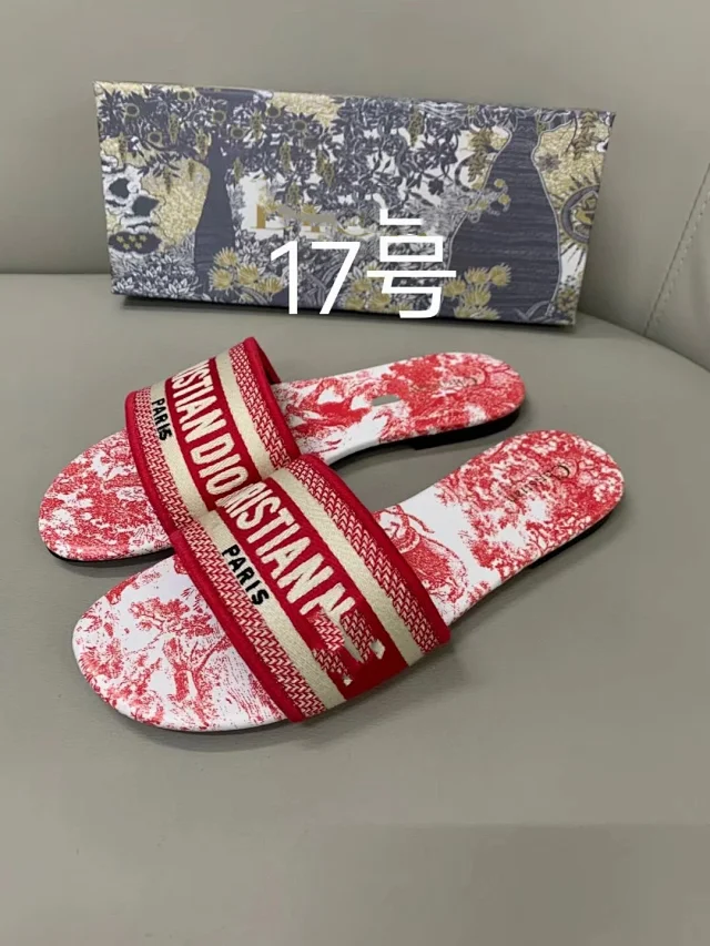 Christian Dior Slippers Dway Embroidered Logo Strap Slides product detail image 10
