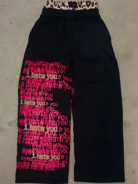 Design 'Save Me From This Hell' Graphic Sweatpants Black - 4