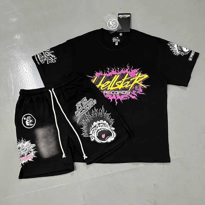 Hellstar T-Shirts Oversized graphic short-sleeve T-shirt — 13