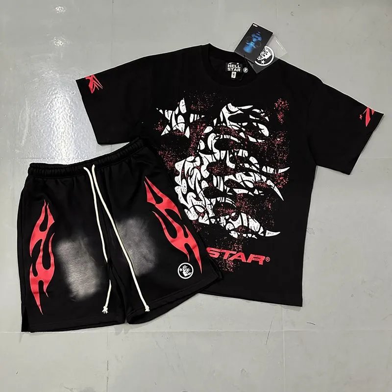 Hellstar T-Shirts Oversized graphic short-sleeve T-shirt — 17