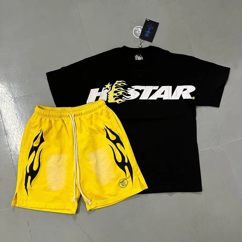 Hellstar T-Shirts Oversized graphic short-sleeve T-shirt — 24
