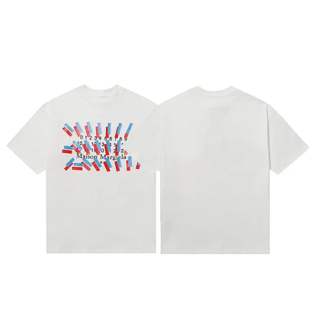 Maison Margiela T-Shirts Short-Sleeve Graphic T-Shirt product detail image 11