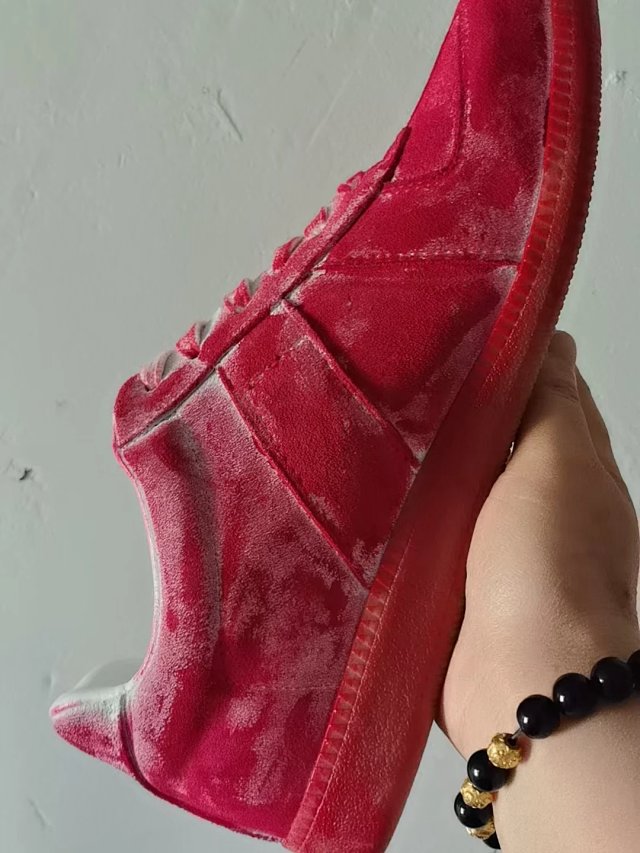 Maison Margiela Japan Gats: seller detail photo 3