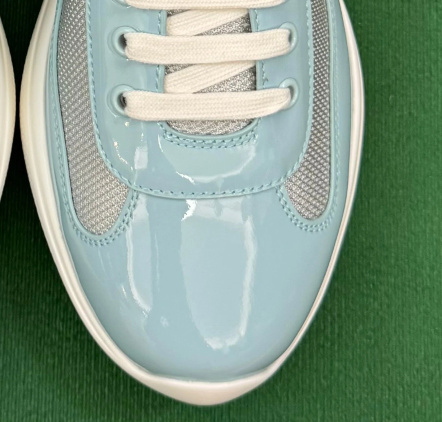 New Sport Shoes · 2