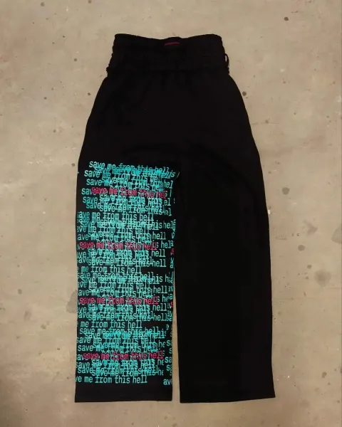 Design 'Save Me From This Hell' Graphic Sweatpants Black - 1