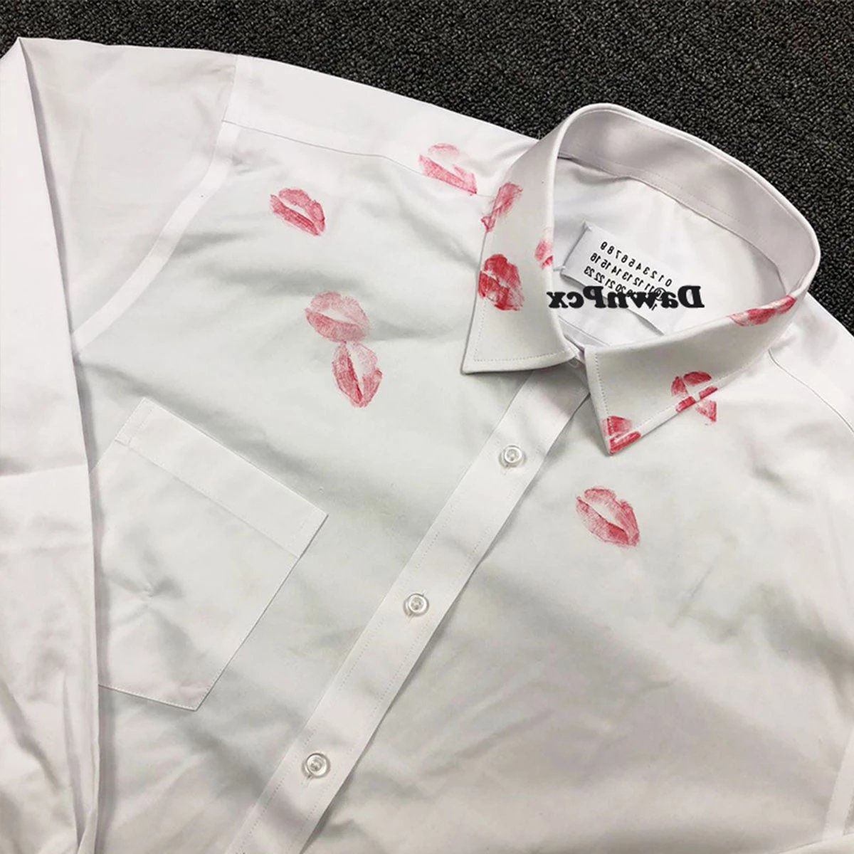 Margie Style Personalized Red Lip Print White Casual Loose · 2