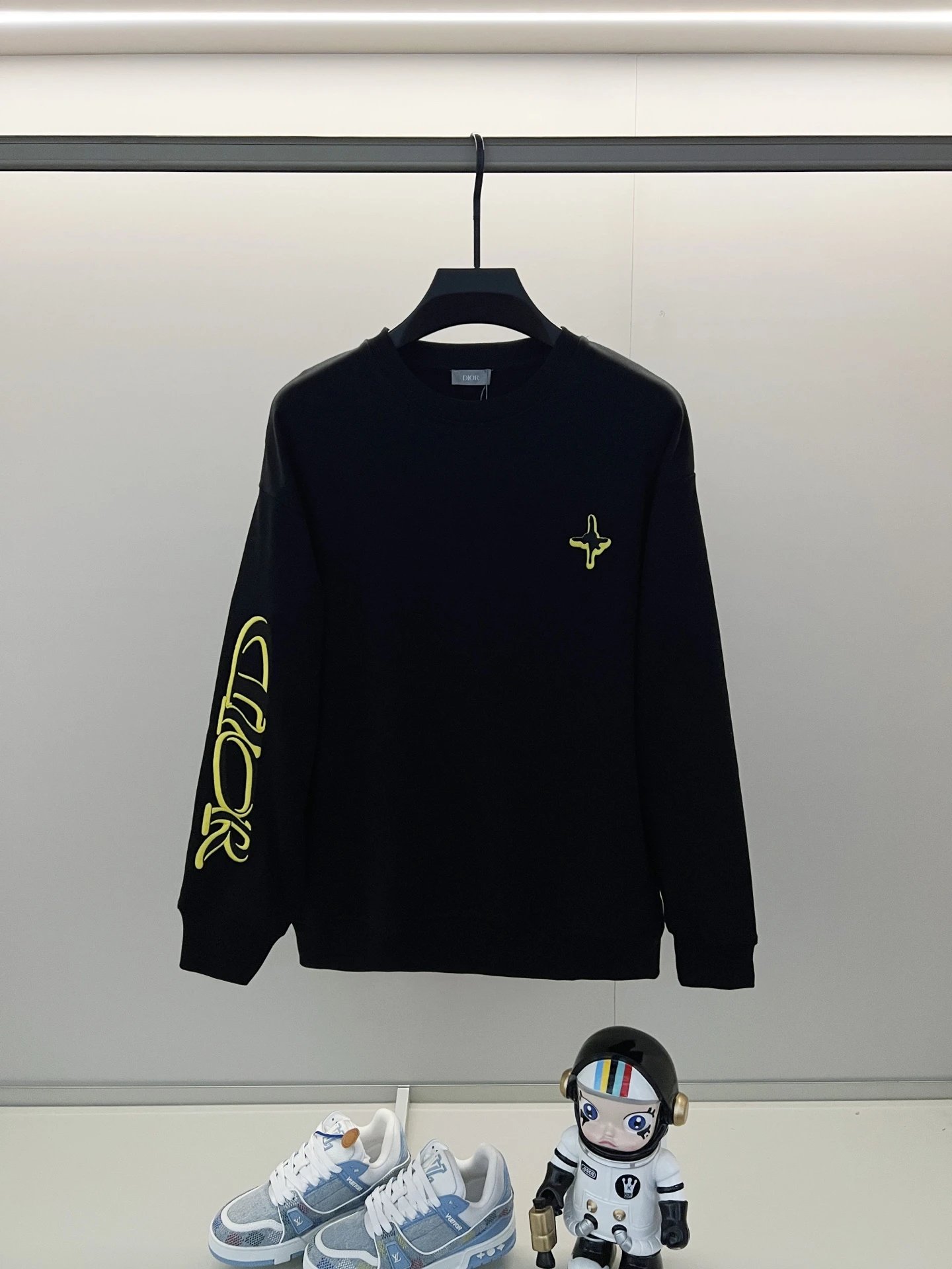 Dior Hoodies & Sweatshirts Crewneck logo sweatshirt — 30