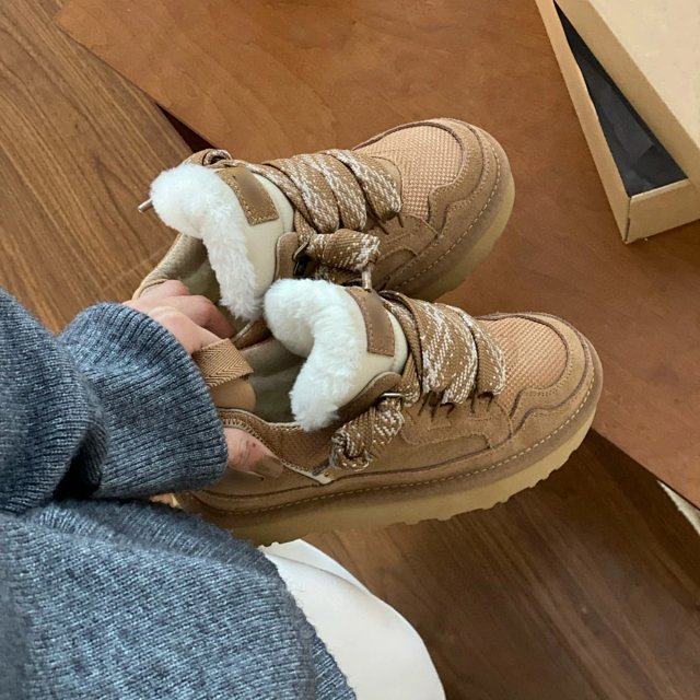 Ugg Lowmel Trainer: seller detail photo 4