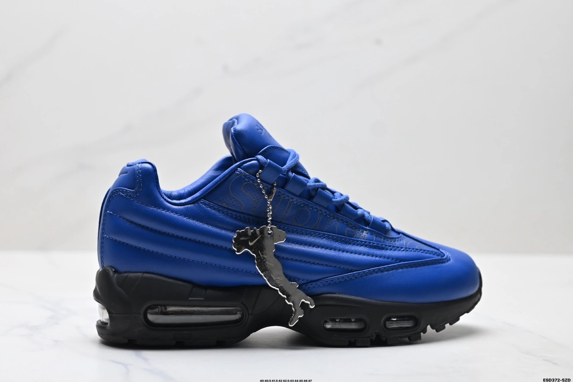 Nike Air Max 95 X Supreme 2