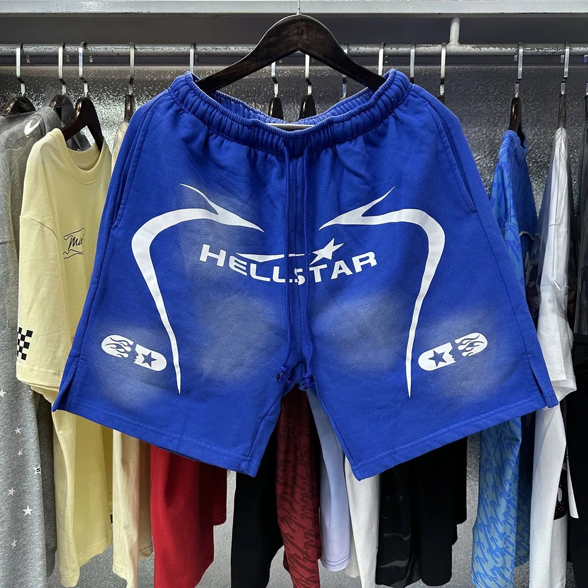 Hellstar T-Shirts Oversized graphic short-sleeve T-shirt — 11