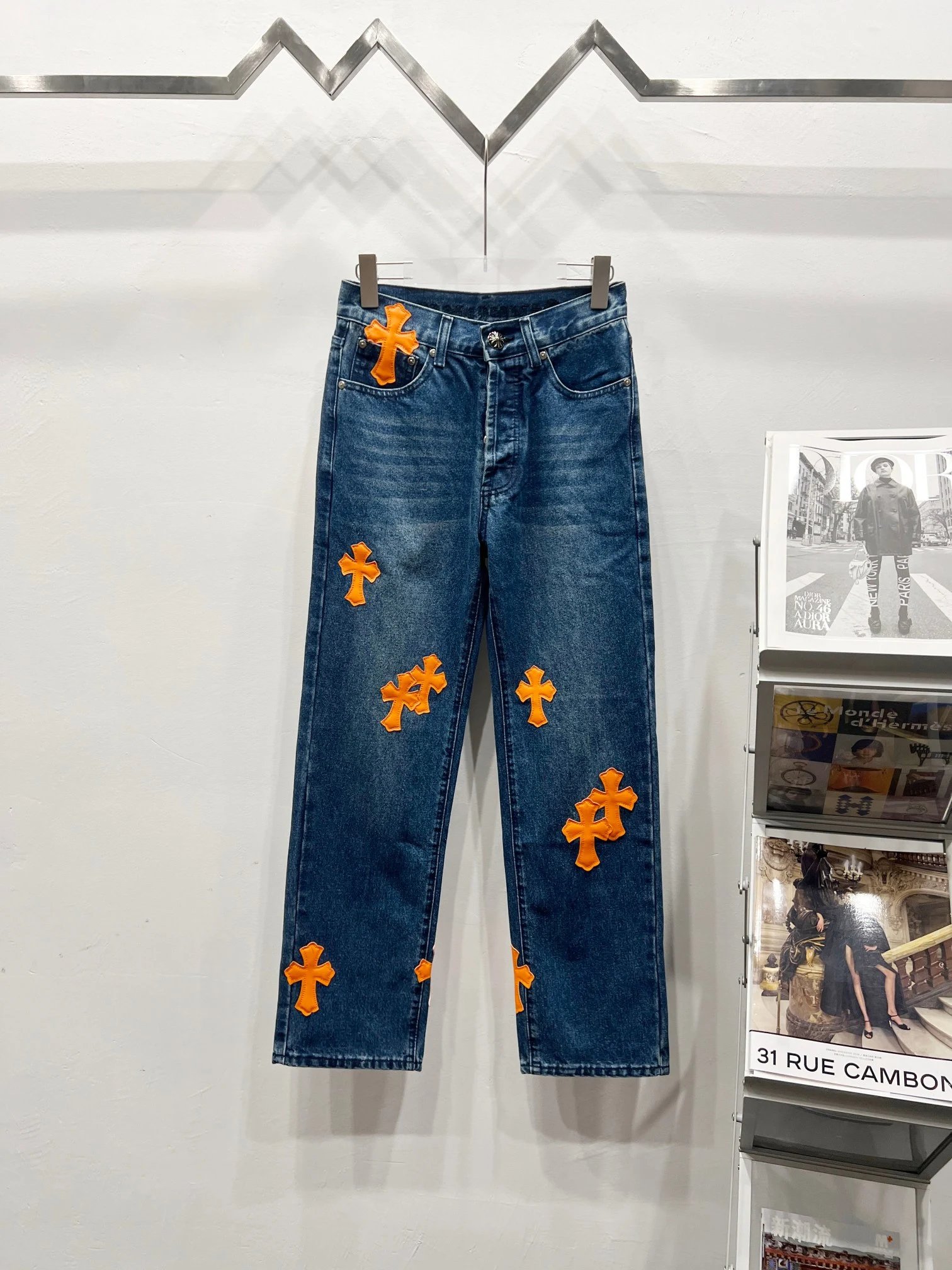 Product view 24