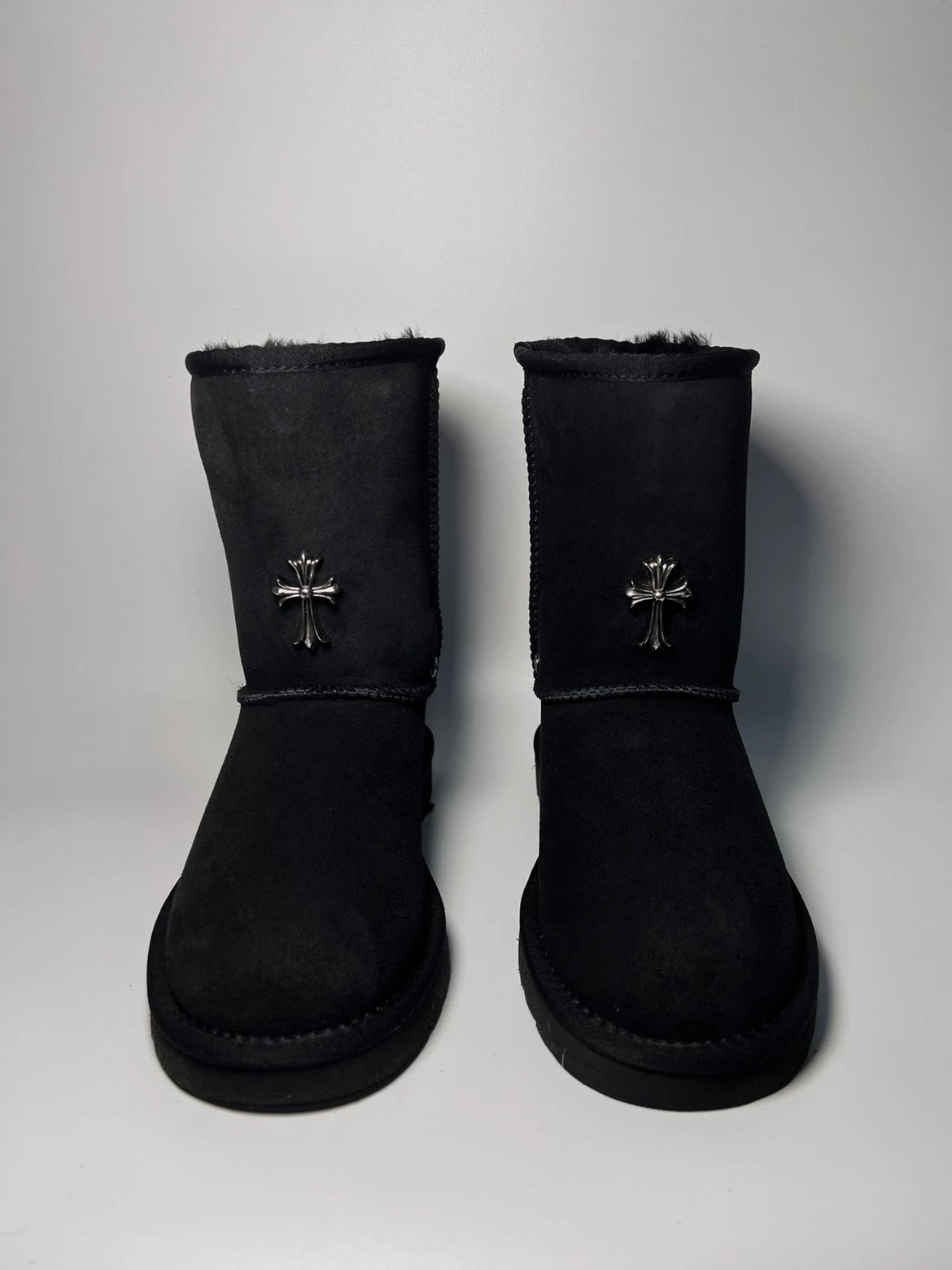 Ugg X Ch 2
