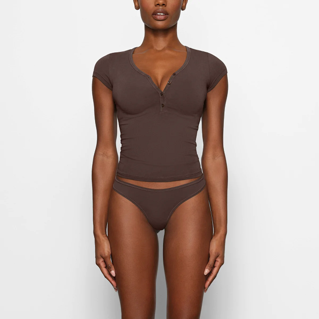 Alo Top: seller detail photo 3
