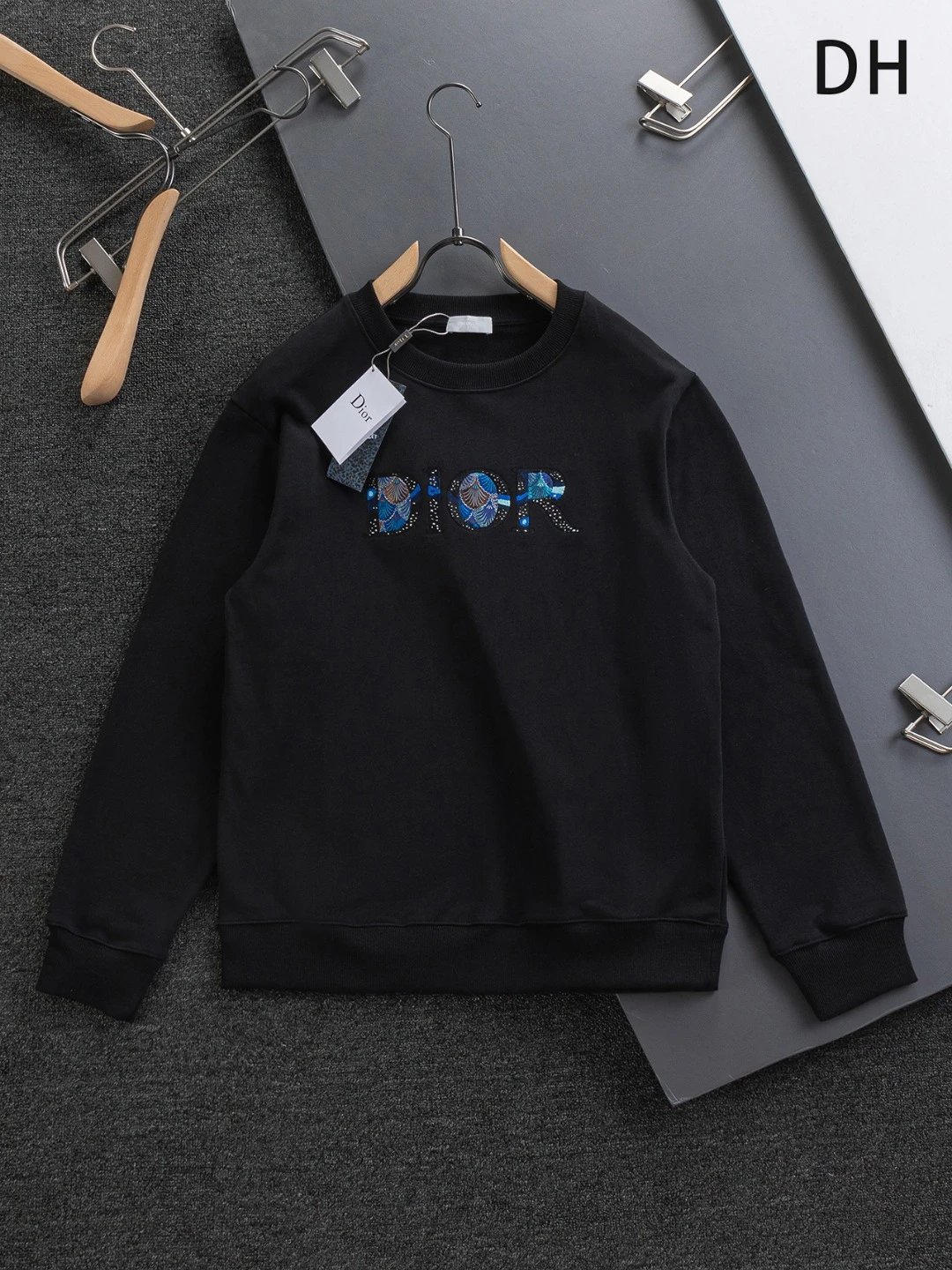 Dior Hoodies & Sweatshirts Crewneck logo sweatshirt — 22
