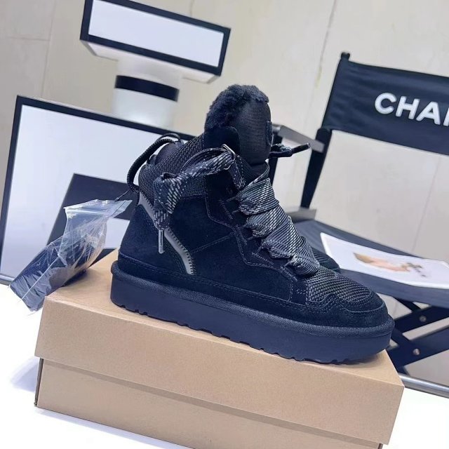 Ugg Lowmel Trainer: seller detail photo 3