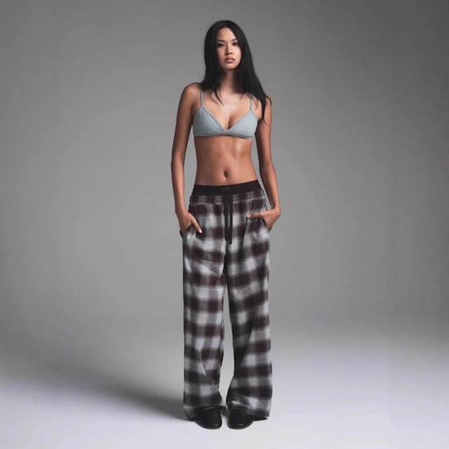 Skims Outdoor Flannel Oversized: seller detail photo 1