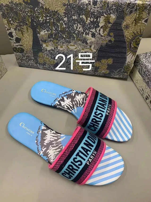 Christian Dior Slippers Dway Embroidered Logo Strap Slides product detail image 12