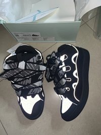 Lanvin Curb — seller photo 4