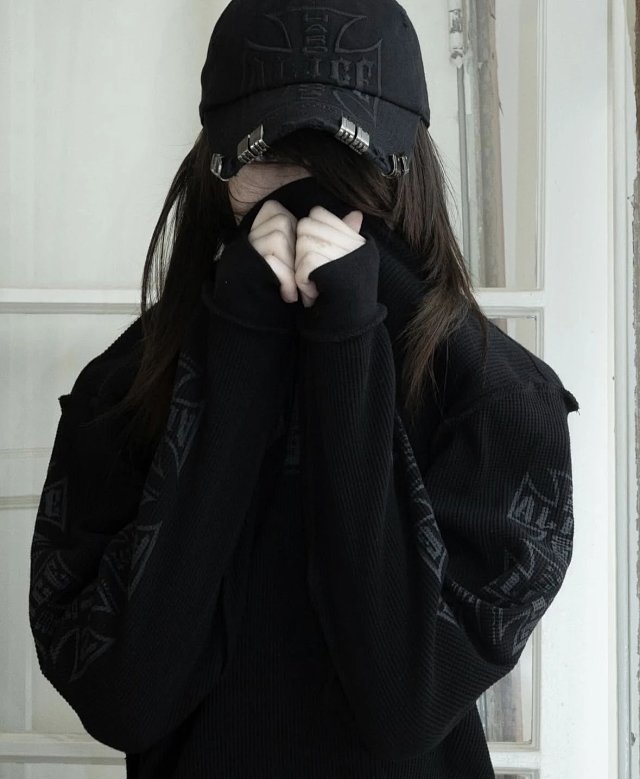 Opium Alice Hollywood Cross Pure Black Embroider Destroyed Lighter Clip Rivet Baseball Cap: seller detail photo 2