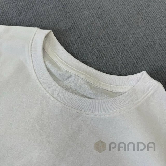 Chrome Hearts Women's T-Shirt: seller detail photo 7