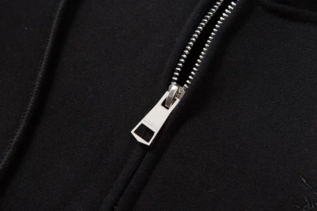 Burberry Hoodies & Sweatshirts Zip-Up Hooded Sweatshirt with Equestrian Knight Logo product detail image 17