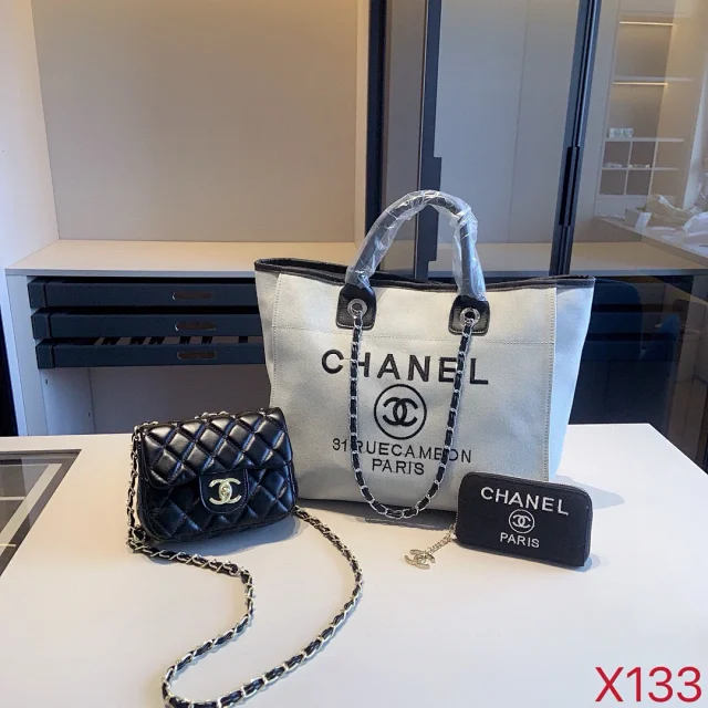 Louis Vuitton Handbags Three-Piece Handbag Set with Crossbody Bag and Wallet product detail image 13