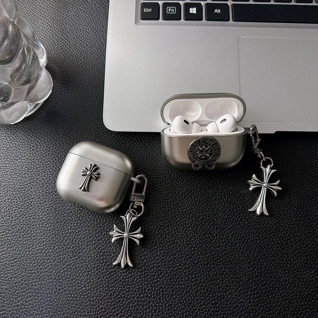 New arrival 4Th Generation Trendy Brand Fashion Retro Three-Dimensional Crocs AirPods Protective Case Pro 2Nd Generation Suitable for Apple Wireless Bluetooth Headphones 1/2/3Rd Generation High-Quality Electroplated Matte Frosted Soft Case