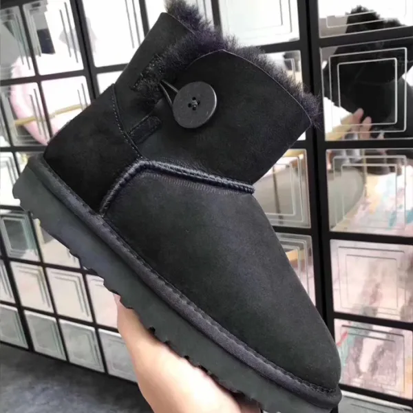 UGG Classic Mini II Chestnut Suede Boots Snow Boots - 8