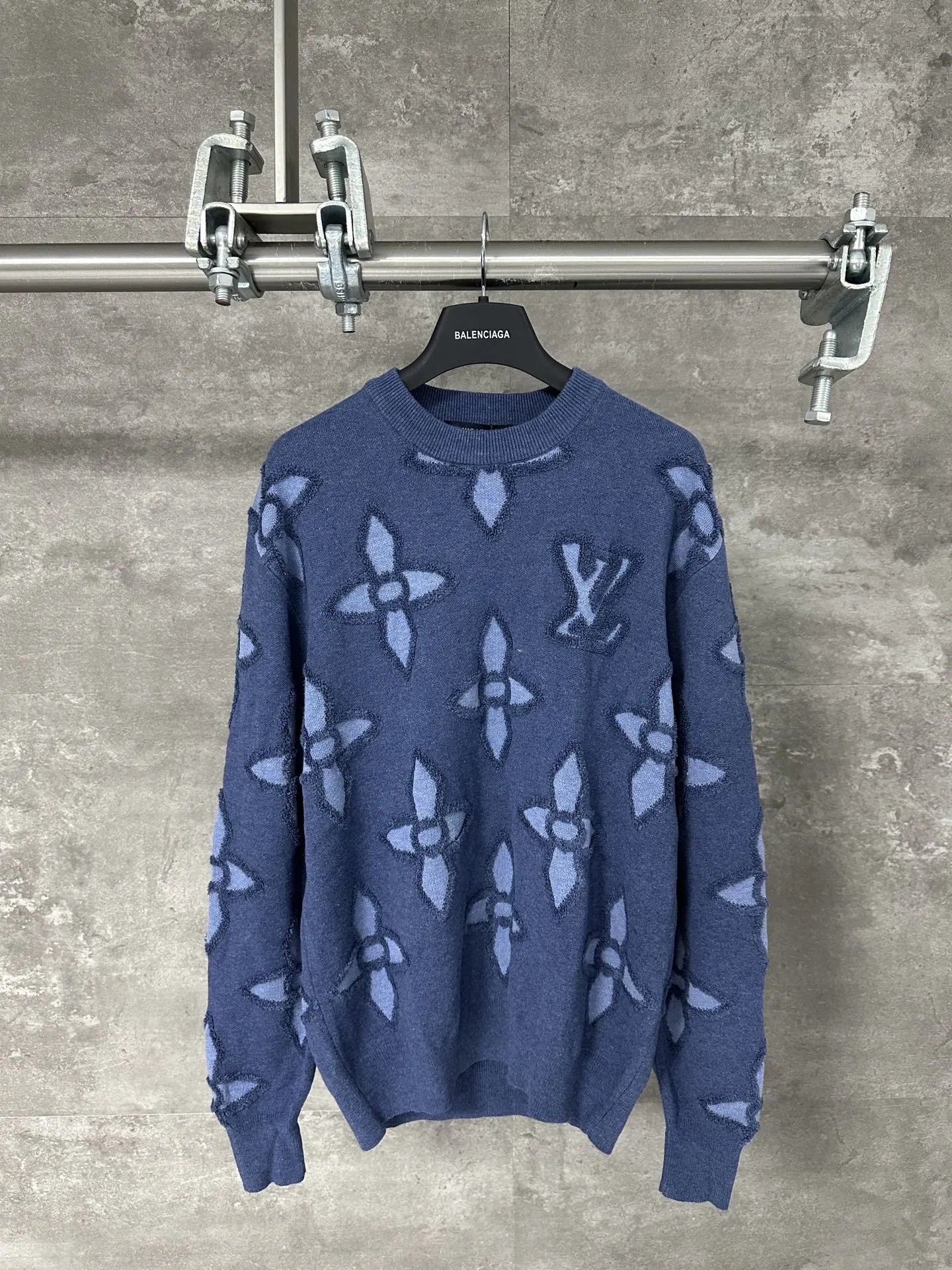 Louis Vuitton Knitwear Crewneck logo knit sweater — 0501009CPZC