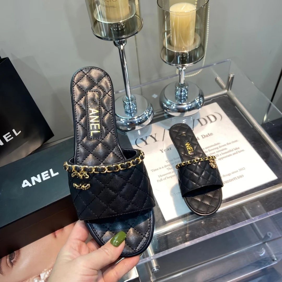 Chanel Slipper foto 5