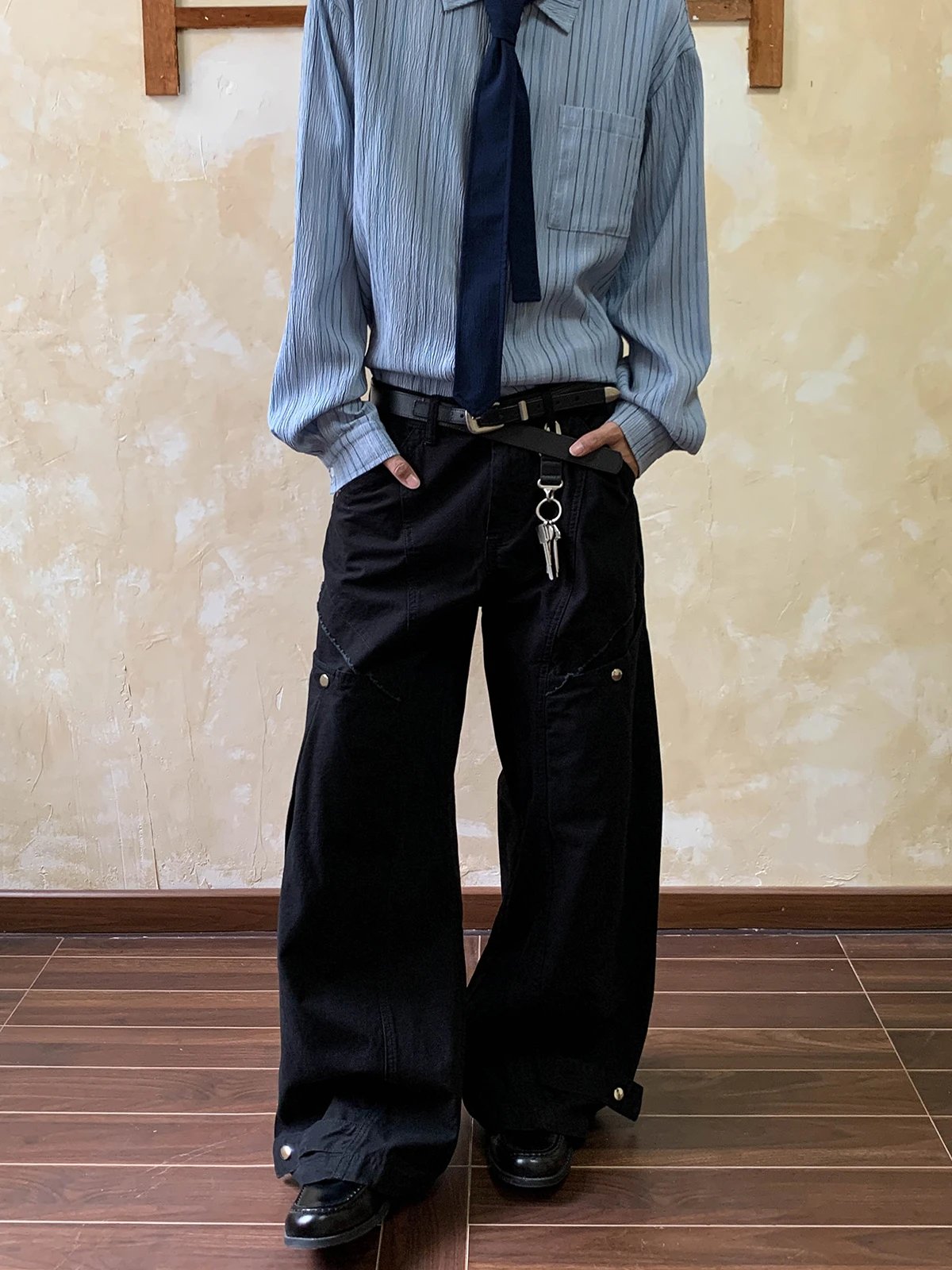 Scimitar Pants · 4