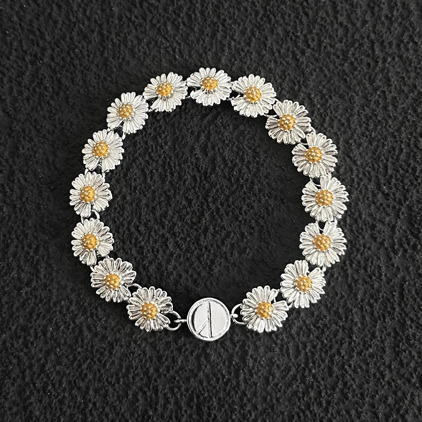 Peaceminusone Daisy Bracelet 5