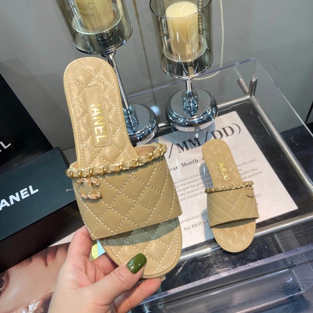 Chanel Slipper foto 6