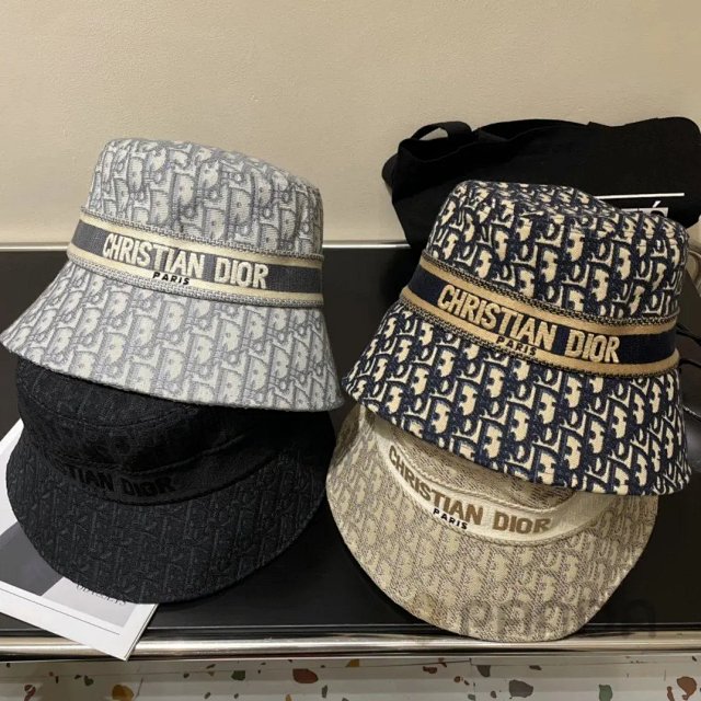 Dior Cap: seller detail photo 9