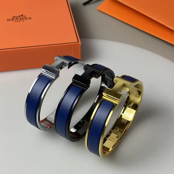 Hermès Clic H Bracelet Navy Blue and Black Enamel - 16
