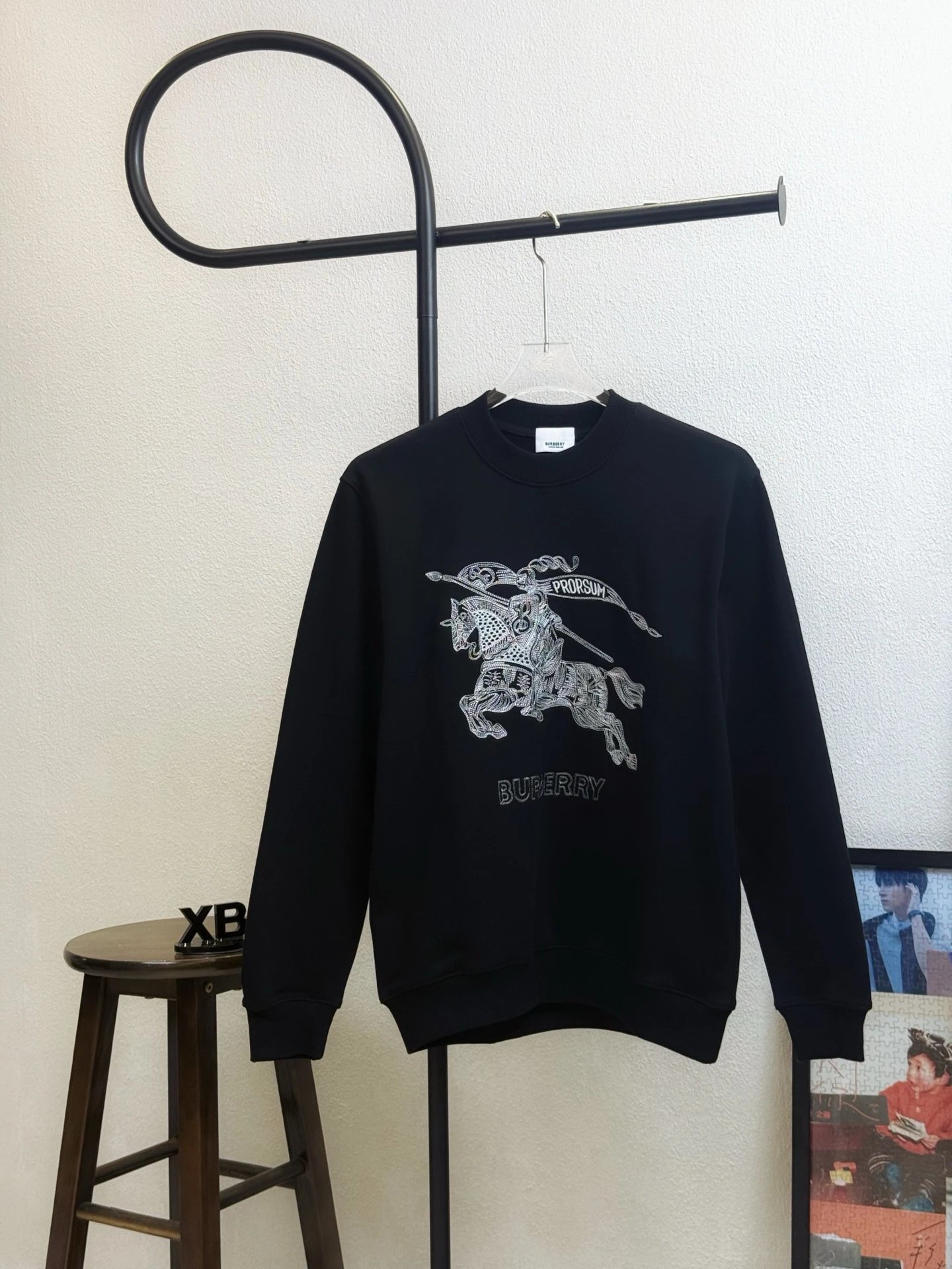 Burberry Equestrian Knight Embroidered Sweatshirt White with Vintage Check Cuffs Sweater - 11
