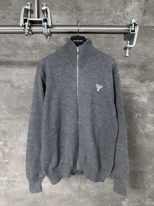 Prada Knitwear Logo Knit Sweater product detail image 5