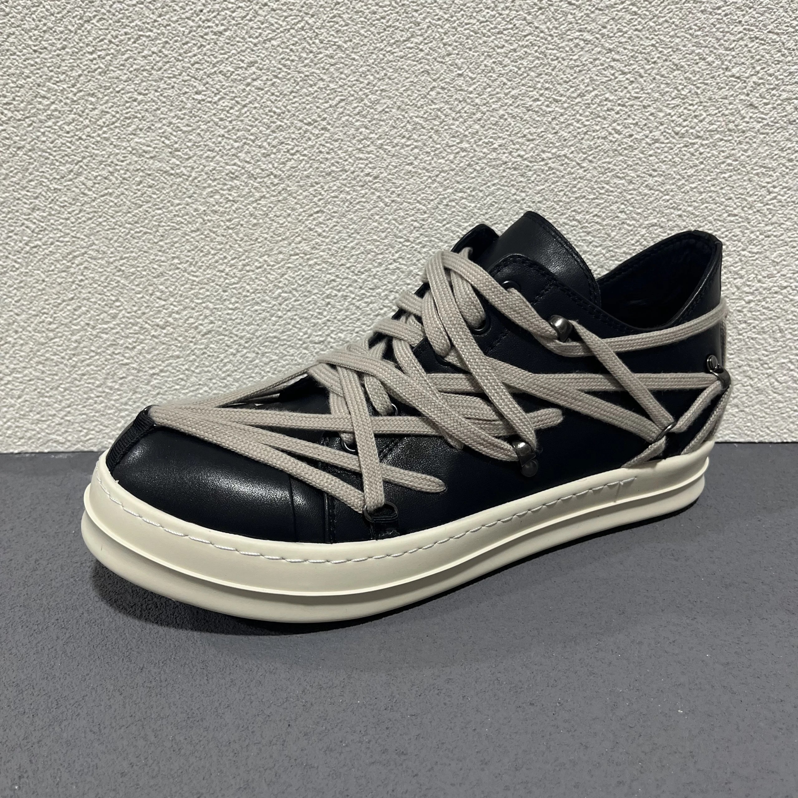 Black Pentagram Leather Low-Top