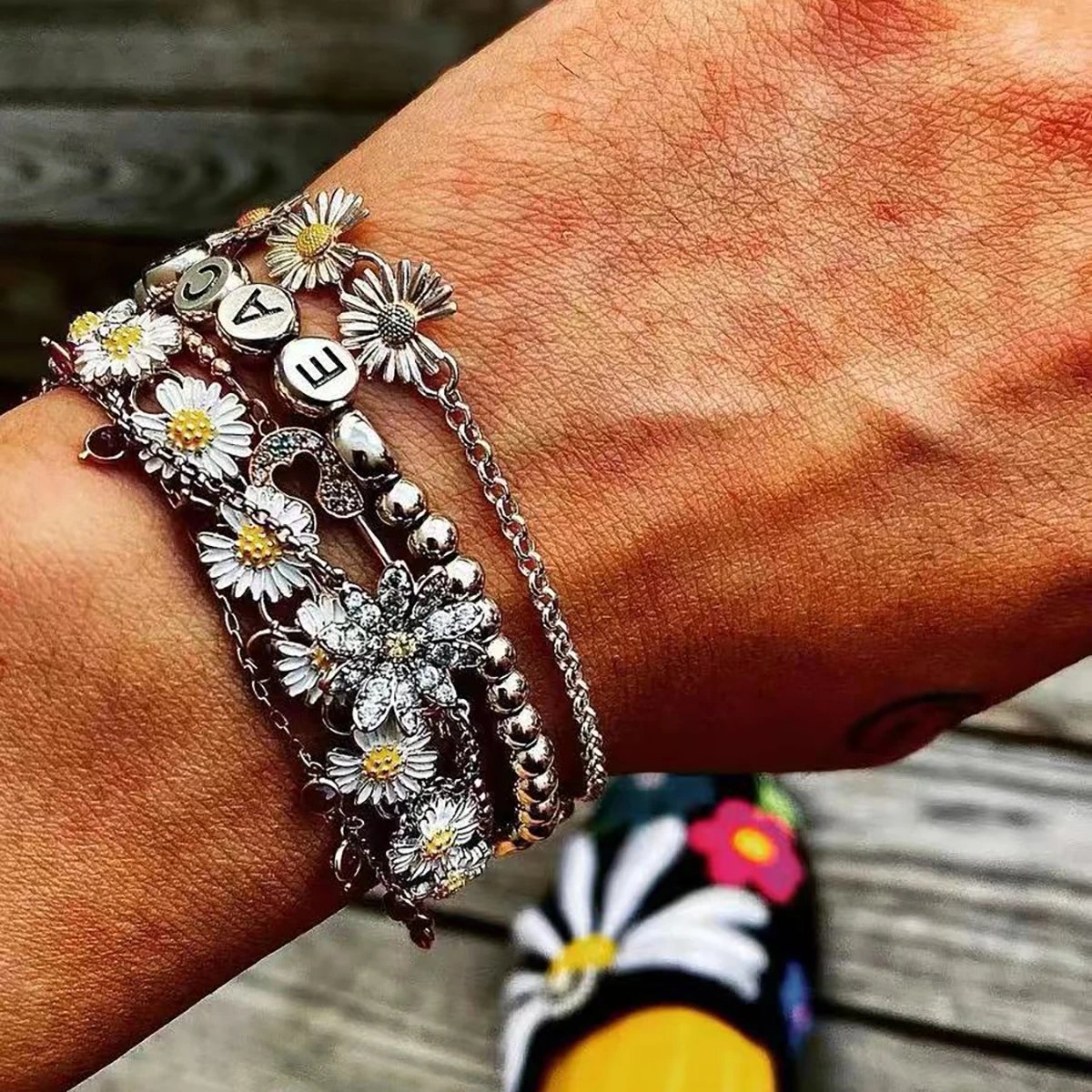 Peaceminusone Daisy Bracelet