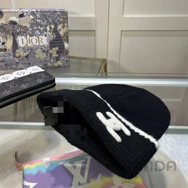 Chanel Hat: seller detail photo 7