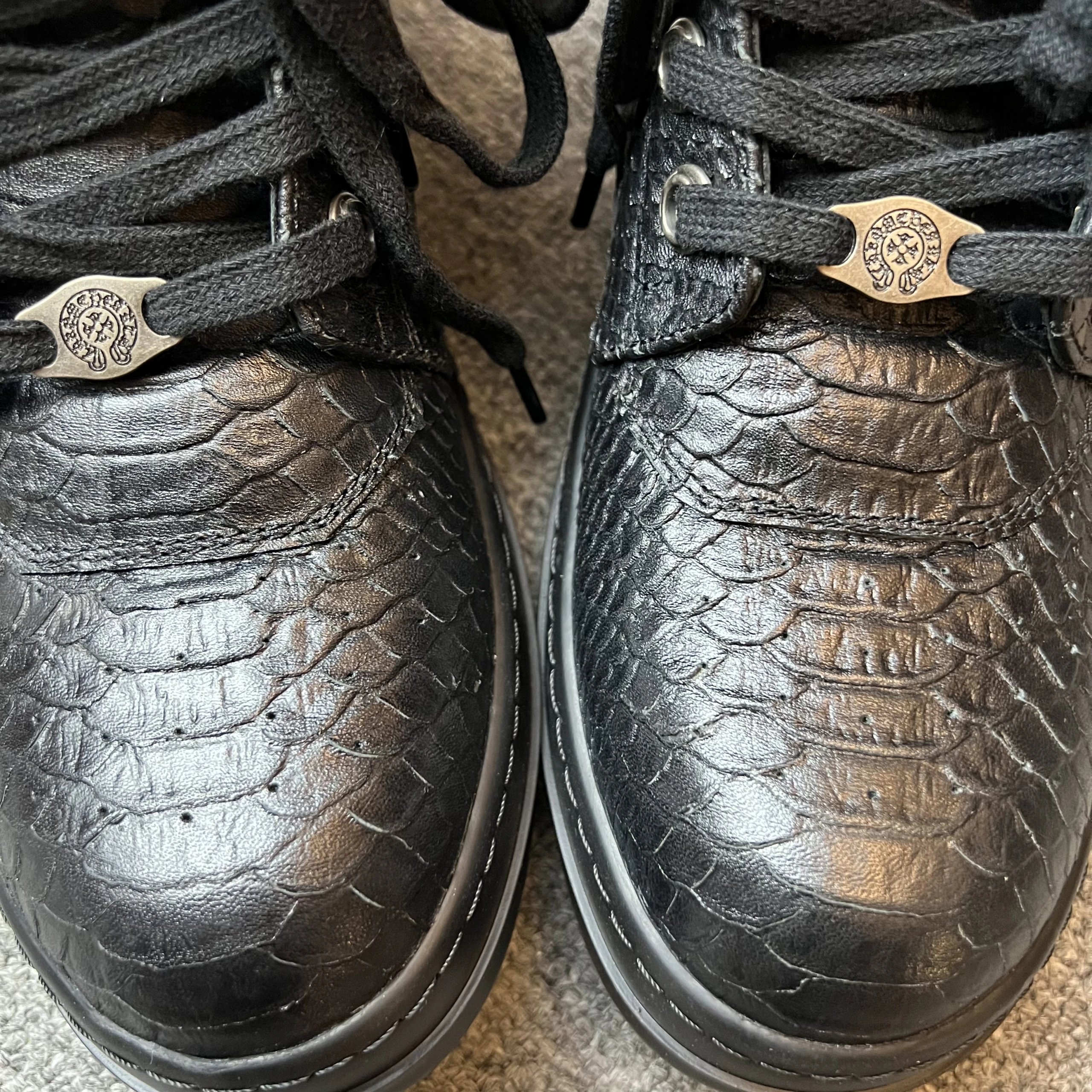 [In Stock Seconds to Send] Rainy Season Independent Ro25 New arrival Snake Pattern Men's Retro Imitation Crocodile Leather Men's Shoes Fashion Men